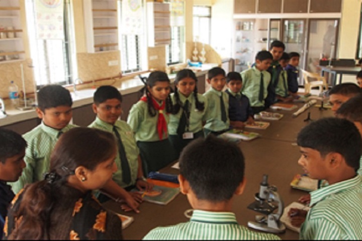 Kaivalya Vidya Niketan-Science lab