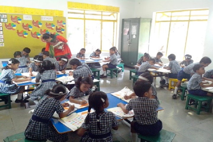 Lady Khatun Marium School-Class