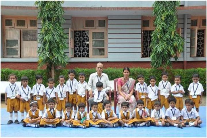 Maharishi Vidya Mandir-Group Photo