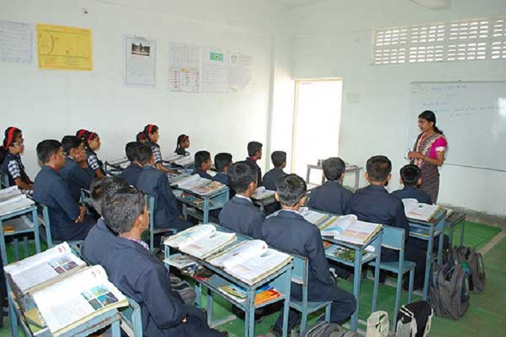 Mahatma Gandhi English School-Classroom