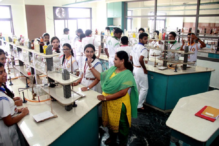 Mahatma International School-Chemistry-Lab