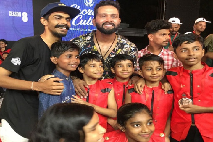 Mahatma International School-Kids