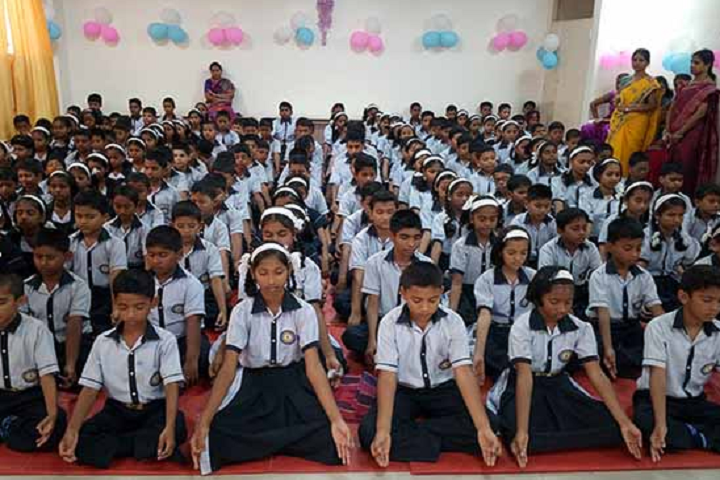 Mamasaheb Khandge English Medium School-Yoga day