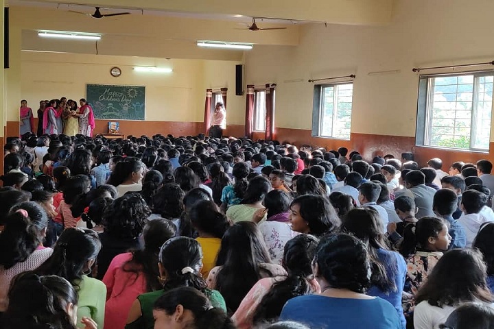 Manes International School-Students