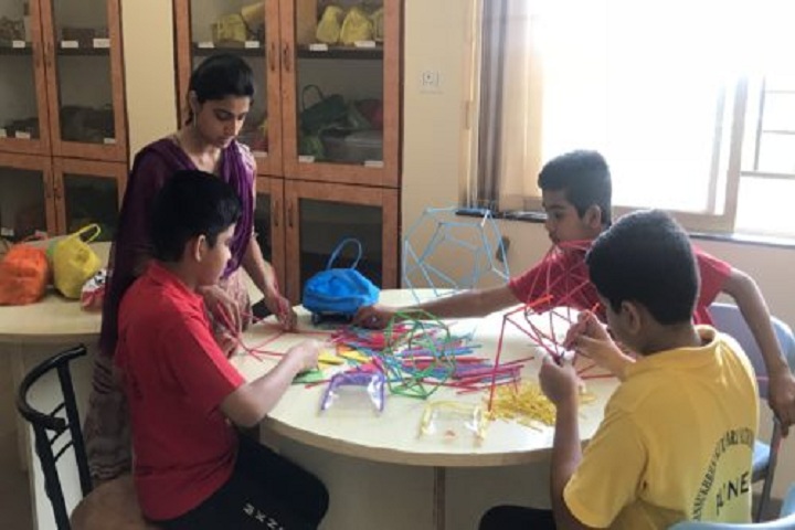 Mansukhbhai Kothari National School-Maths-Lab