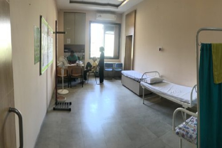 Mansukhbhai Kothari National School-Medical Room