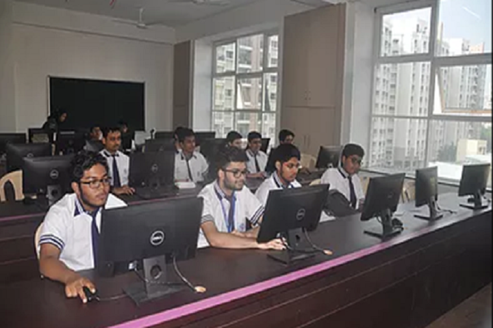 Mansukhbhai Kothari National School-Computer Lab