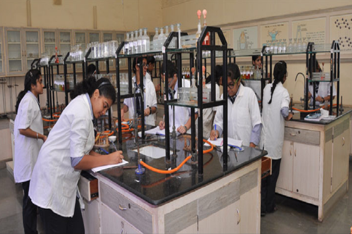 New Horizon Public School-Chemistry Lab