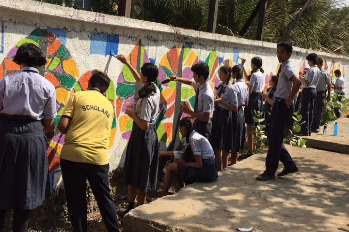 New Horizon Scholars School -Art Gallore