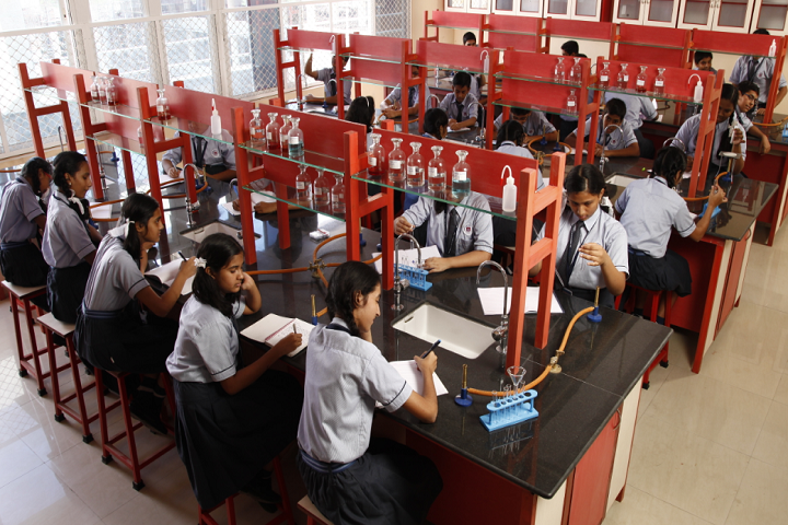 New Horizon Scholars School-Chemistry Lab