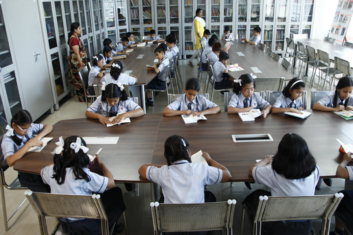 New Horizon Scholars School -Library
