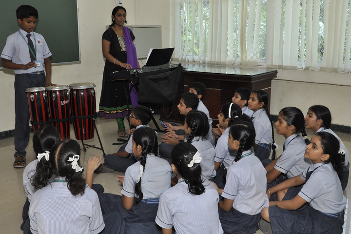 New Horizon Scholars School -Music Room