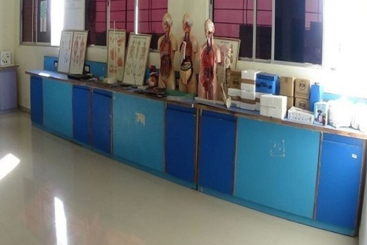 P R Pote Patil International School-Science Lab
