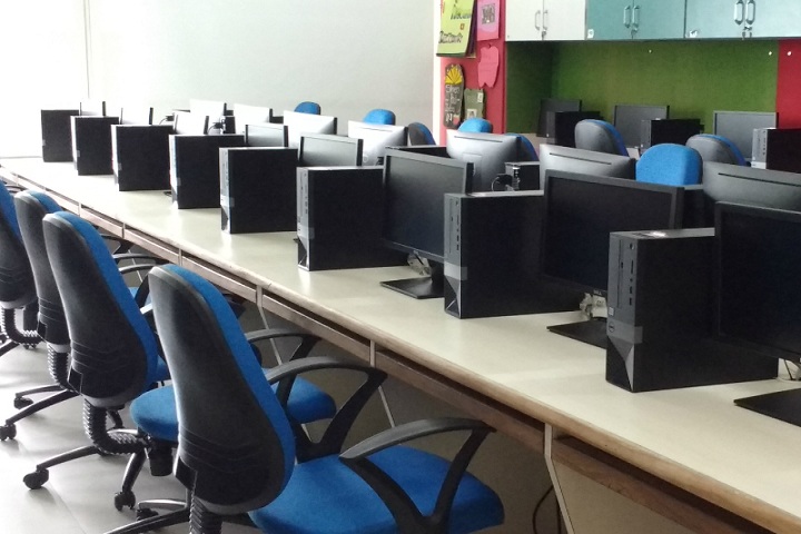 Pawar Public School-Computer-Lab1