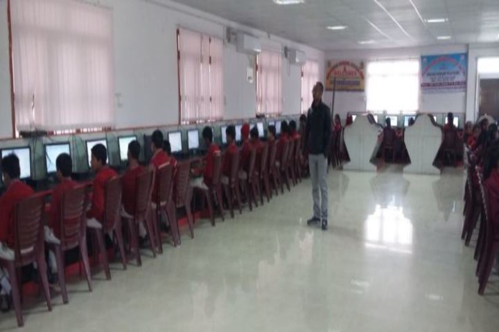Dav Public School-Computer Lab