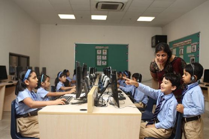 Podar International School-Computer-Lab