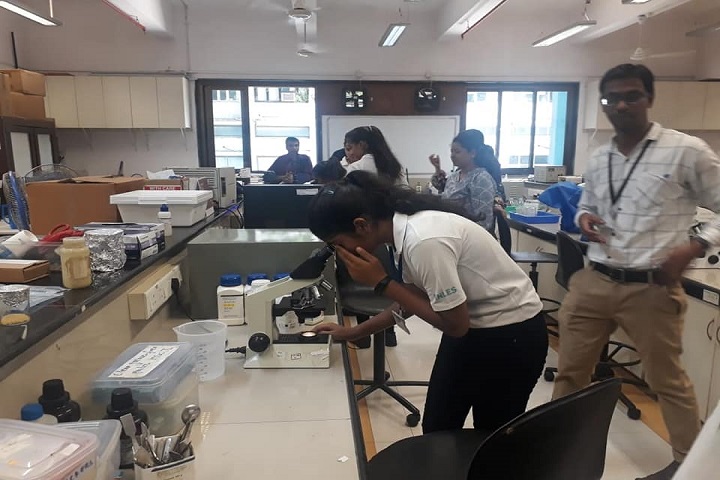 Raja Narayanlal Lahoti English School-Biology Lab