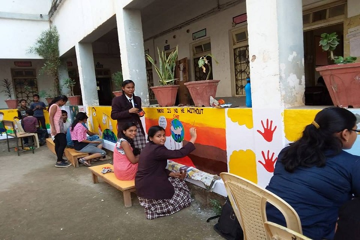 Ramabai Deshmukh Public School-Art craft