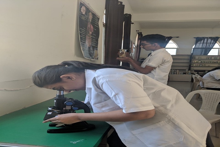 Riverdale High School-Biology Lab