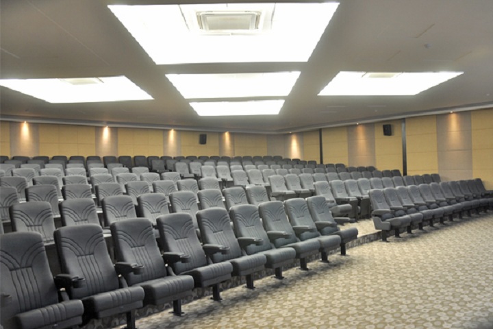 Sanjay Ghodawat International School-Auditorium
