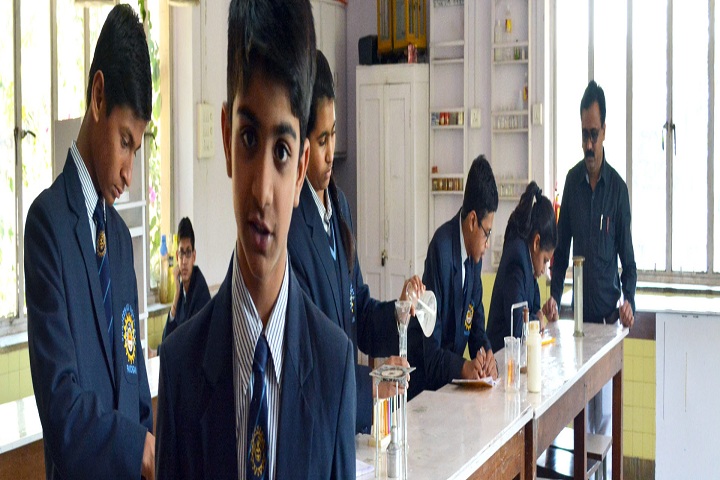 Sanjeewan Vidyalaya-Science lab