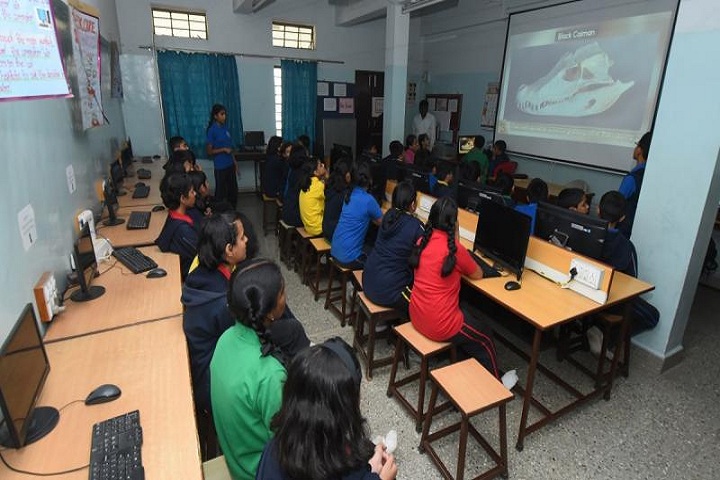 Sevasadan English Medium School-smart class