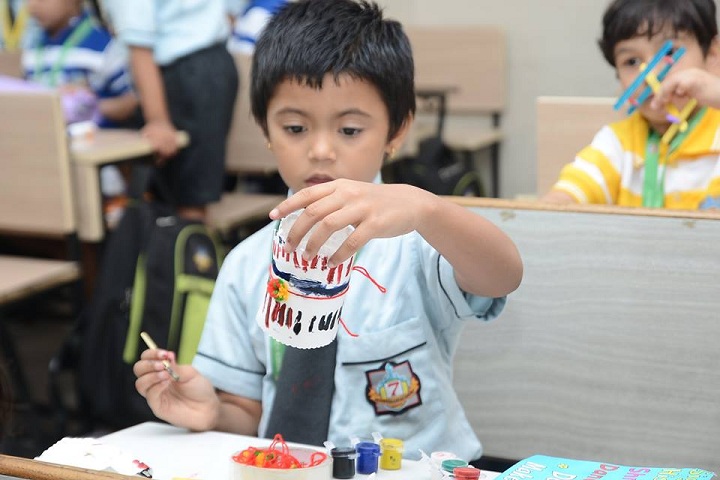 Seven Square Academy-Class activity