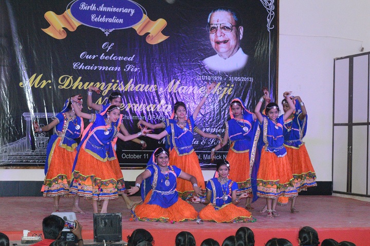 Shirinbai Neterwala School-Group Dance