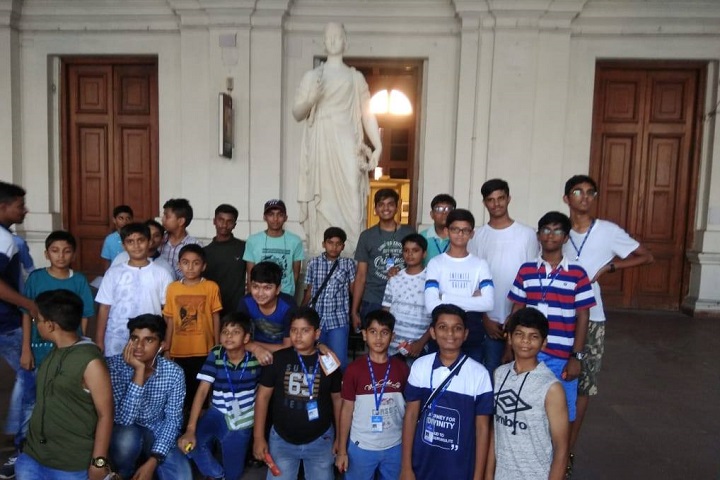 Shree Swaminarayan Gurukul International School-Trip
