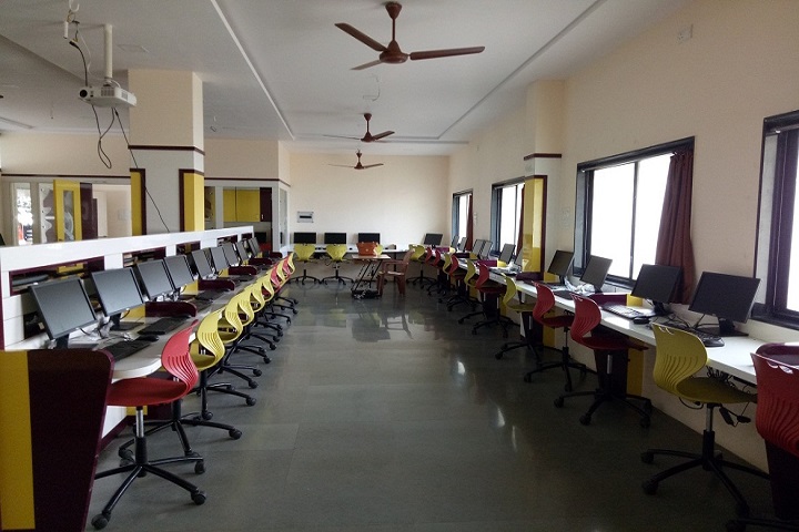 Shri Mahavir English Medium School-Computer Lab