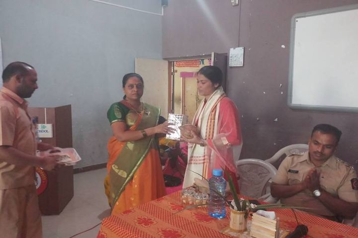 Sunshine English Medium School-Felicitation