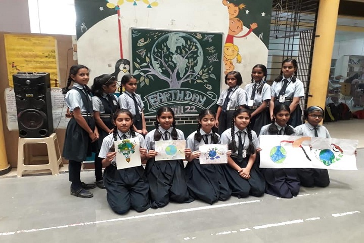 Swami Vivekanand Integration English School-Earth Day