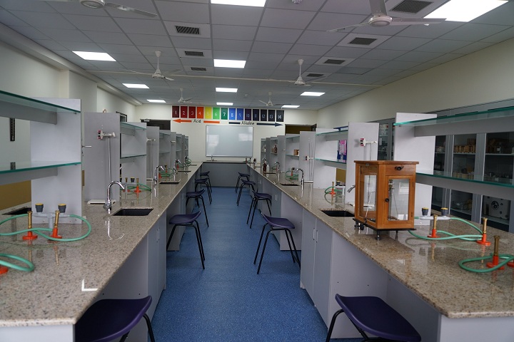 The Kalyani School-Chemistry Lab