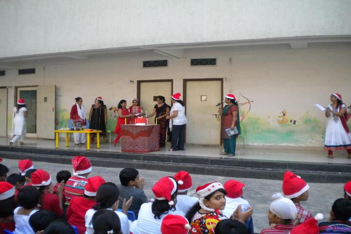 U S English Academy-Christmas Celebration