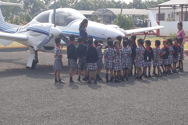 Vidya Pratishthans Dr Cyrus Poonawalla School-Tour