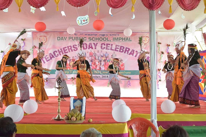 Dav Public School-Events dance