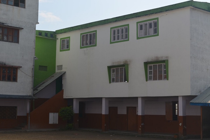 Hundred Flowers Higher Secondary School-Campus-View inside