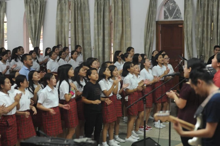 Livingstone Founder Higher Secondary School-Worship Night