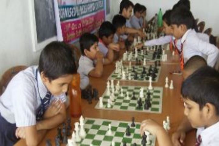 Dolphin Public School-Indoor Games