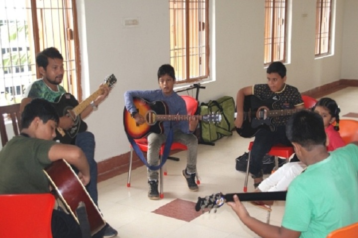 Carmel English School-Music-Room