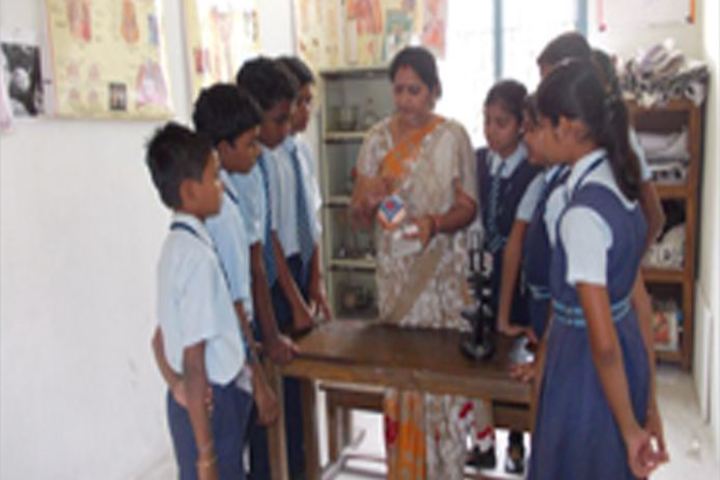 Cement Nagar English Medium School - Science lab