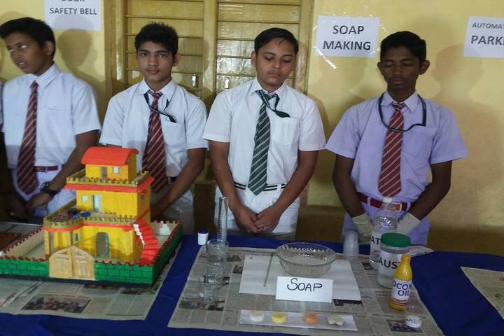 Chilkarani English Medium School-Exhibition