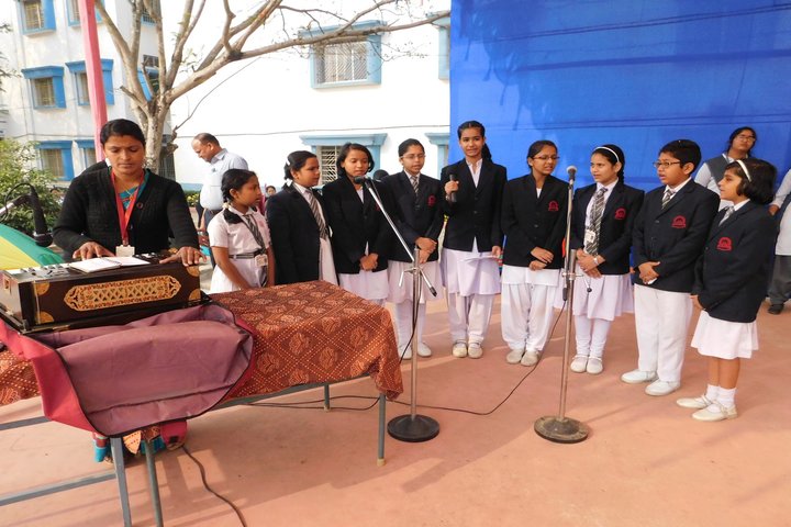 Modern Public School-Singing