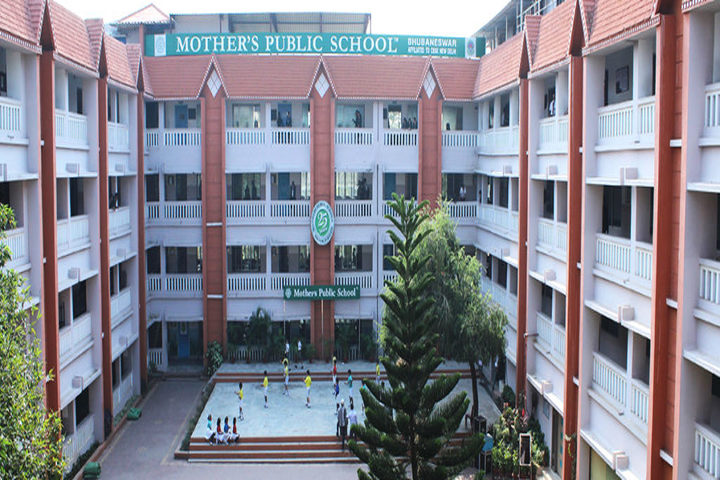 "Mothers Public School-Campus-View"