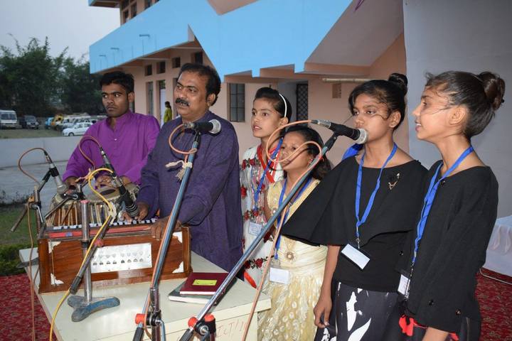 Ganga Global School-Singing