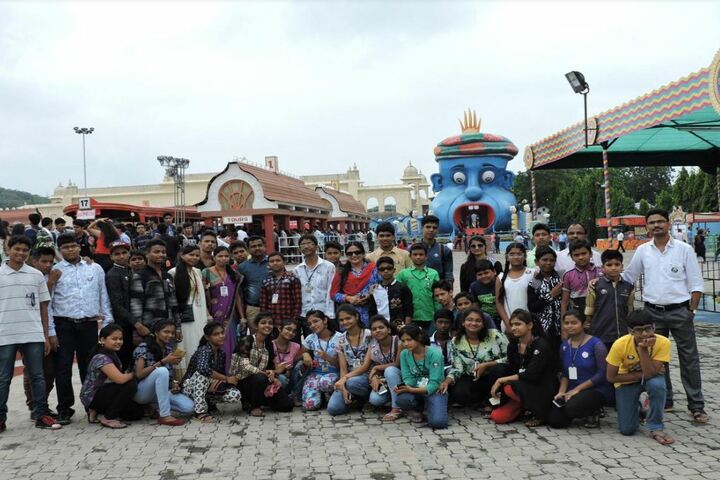 Siddhartha Public School-Tour