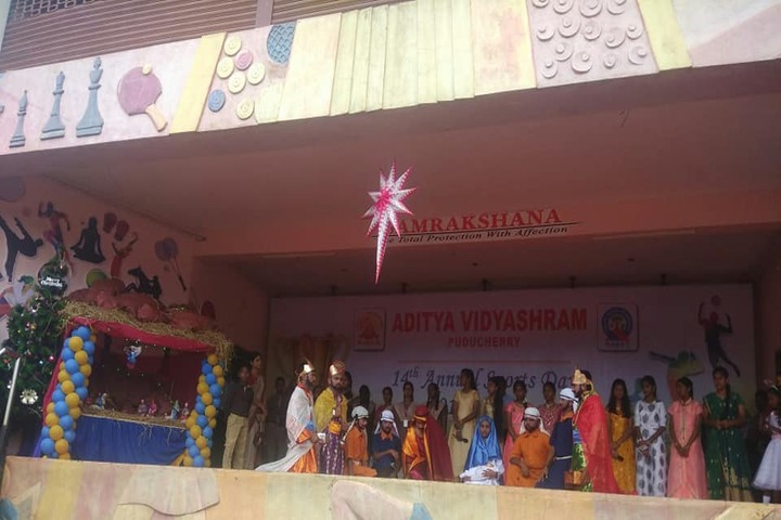 Aditya Vidyashram-Chrismas Skit