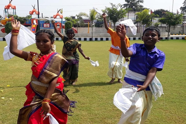 Aditya Vidyashram-Pongal Celebration Dance