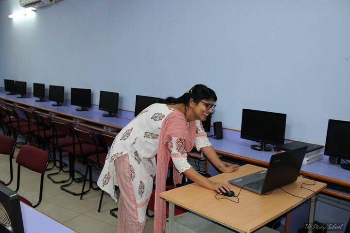 The Study School-Computer Lab