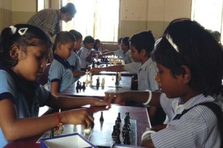 Vaasavi International School-Playing Chess
